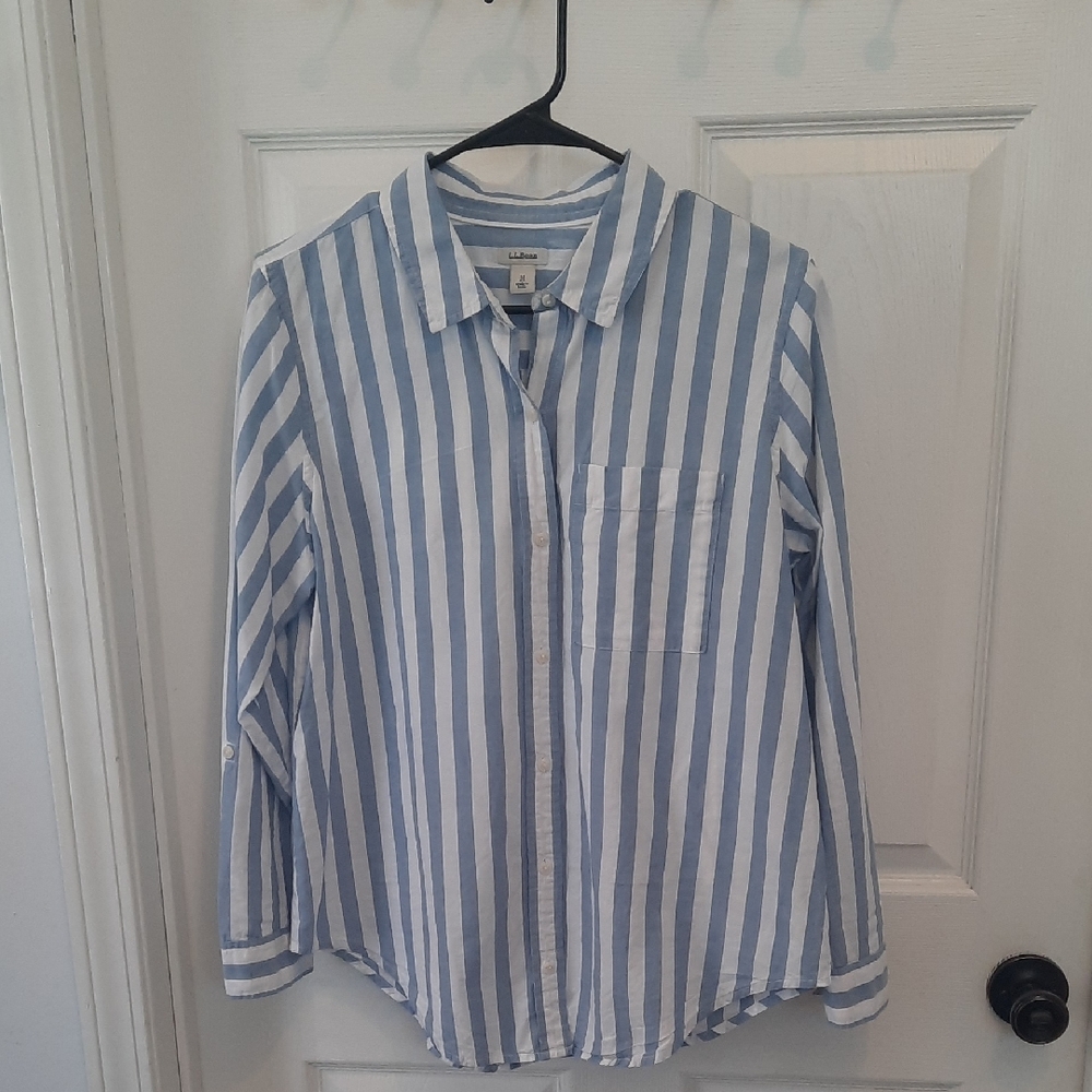 L.L. Bean 100% Organic Cotton Blue and White Striped Button-Up Shirt